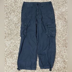 American Eagle women’s baggy jogger cargo pants with ties
